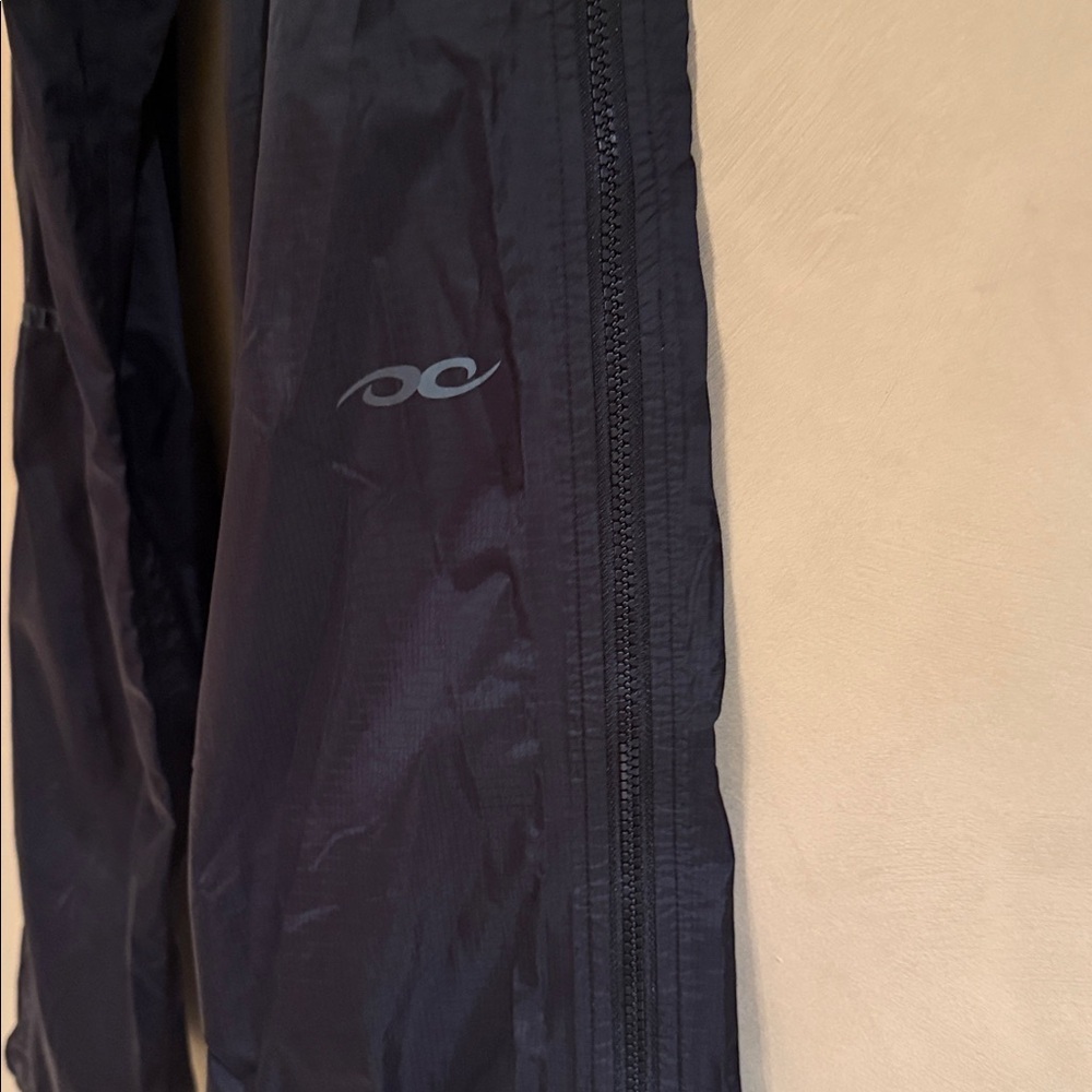 MARMOT Girls or boys Black Snow & Ski Pants size S Short - Picture 5 of 8